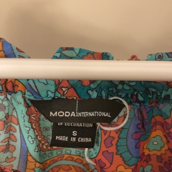 Stunning moda paisley top . - Picture 2 of 3
